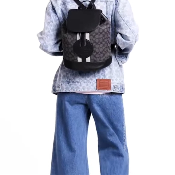 Coach Dempsey Drawstring Backpack in Signature Jaquard + Gift Box Nwt ❤️ - Picture 7 of 9